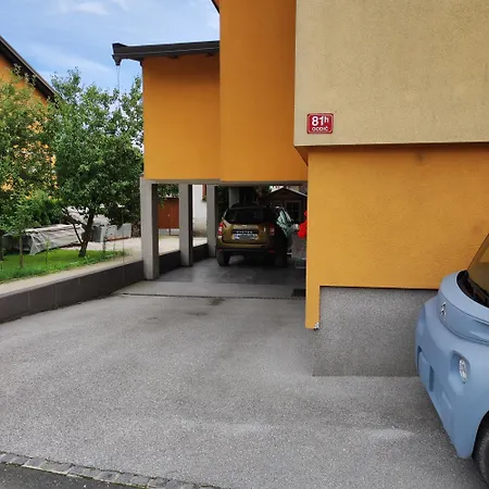 Nastanitev v družini Under Velika Planina *